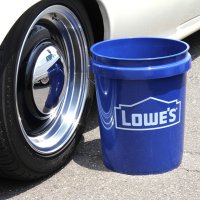 LOWE'S Bucket