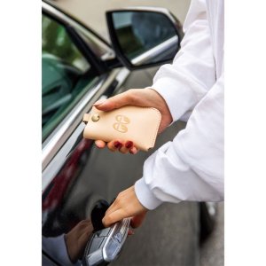 Photo2: MOON Equipped Smart Key Holder