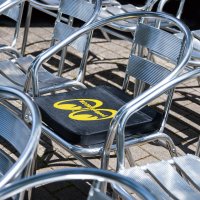 MOON Equipped Stadium Seat Cushion