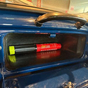 Photo3: Fire Shoka Stick (50 seconds spray type)