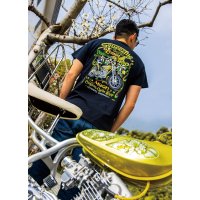 Squeezing Lemon T-shirt