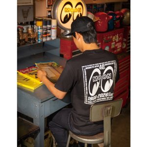 Photo2: MOONEYES 40th Anniv. Eyeshape Logo T-shirt