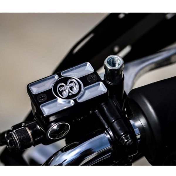Photo1: HONDA DAX 125 Upper Break Pump Cover (1)