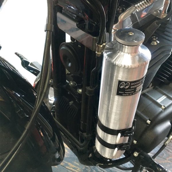 Photo4: 【1984 UP Sportster】Bolt-on Bracket for MOONEYES ORIGINAL Emergency Tank (4)