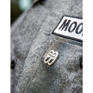 Photo: MOON Equipped Eyeshape Hat Pin