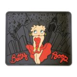Photo: Betty Skyline Rear Mat