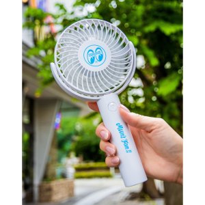Photo: MOON Handy Fan