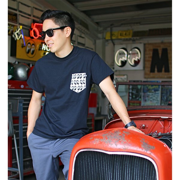 Photo1: MOON Equipped Fabric Pocket T-shirt (1)