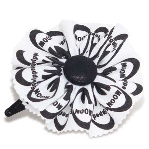 Photo: MOON Equipped Hair Clip Ribbon