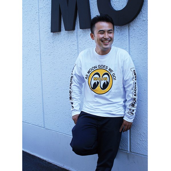 Photo1: MOON Eyeball Long Sleeve T-Shirt (1)