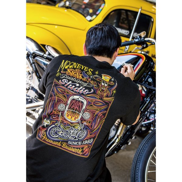 Photo1: MOON Signs & Pinstriping Studio T-shirt (1)