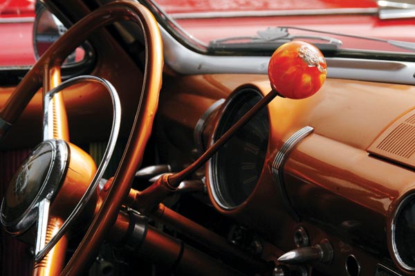 Photo: Rat Fink Color Shift Knob